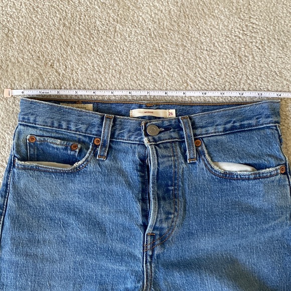 LEVI’s wedgie jeans size 26 - Picture 7 of 7